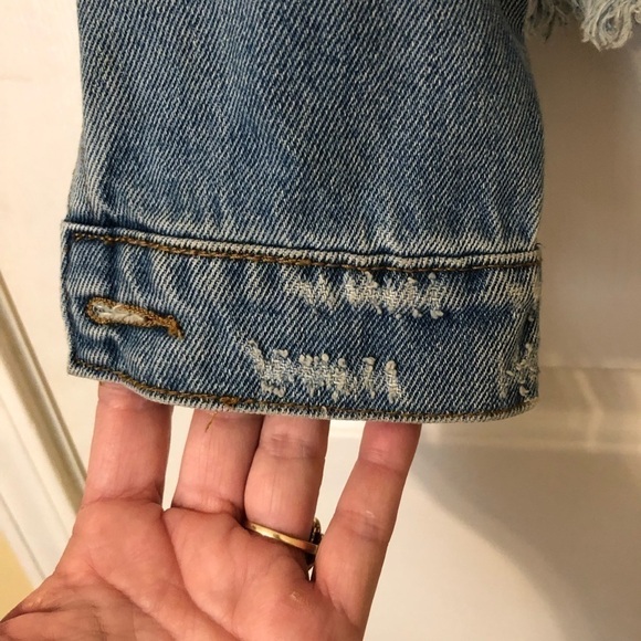 HEARTLOOM Distressed Fringe Denim Jacket Womens Size XS - Picture 7 of 14